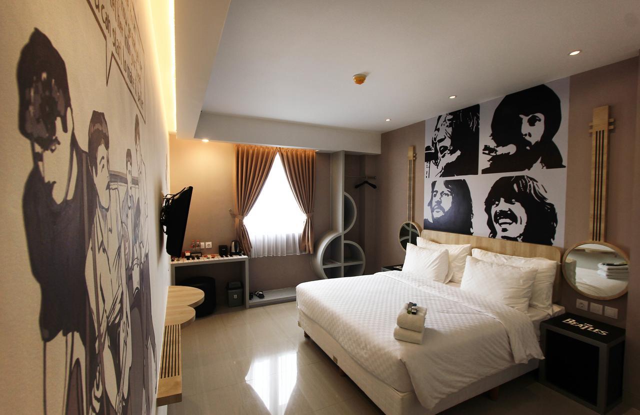 יוגיאקרטה Uniq Hotel מראה חיצוני תמונה