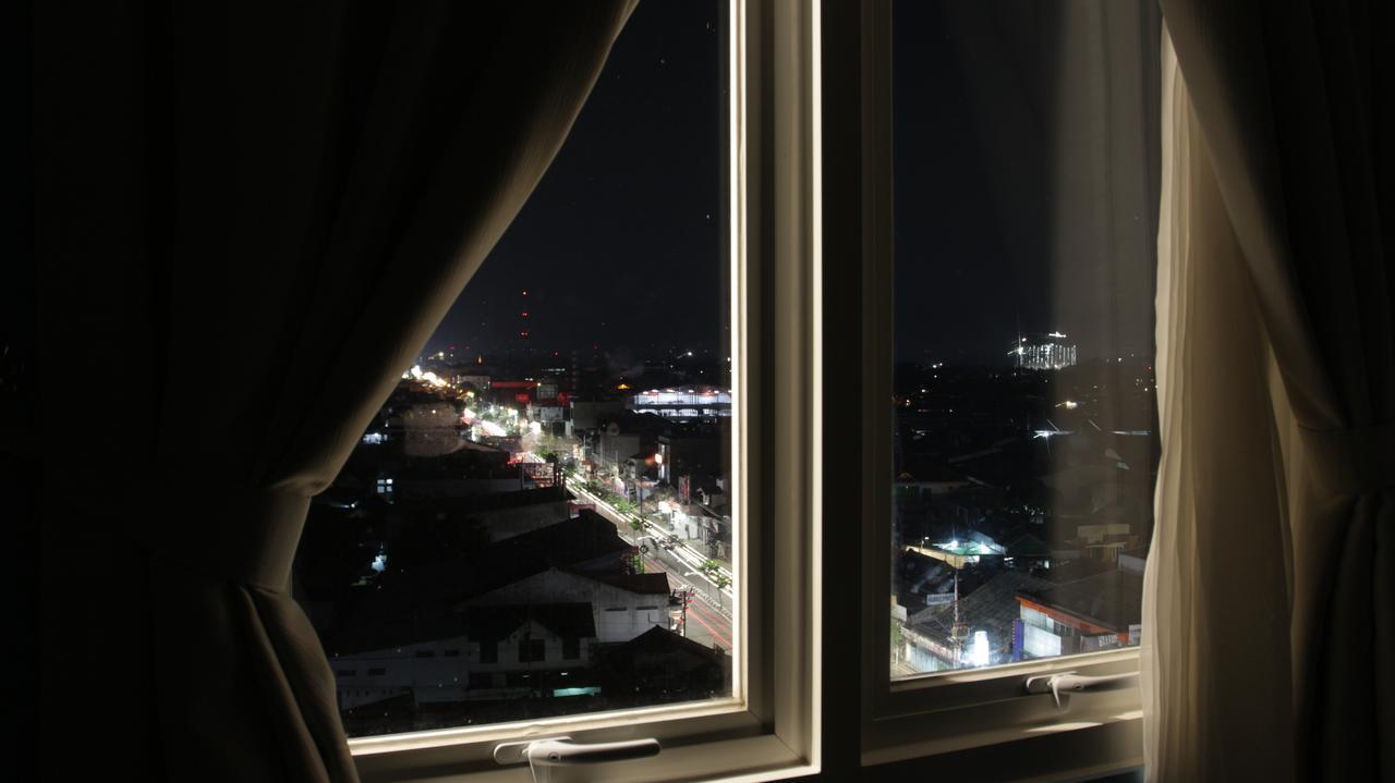 יוגיאקרטה Uniq Hotel מראה חיצוני תמונה